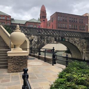 Meet your Posher, Emmanuel